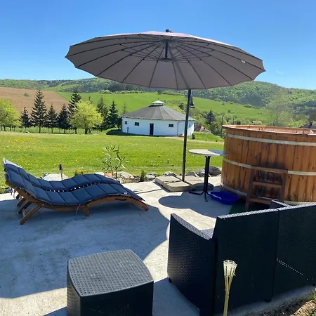 Guest house Aranylo Vendeghaz 3*